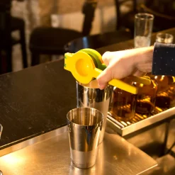 Limetten- und Zitronenpresse, gelb - Aluminium